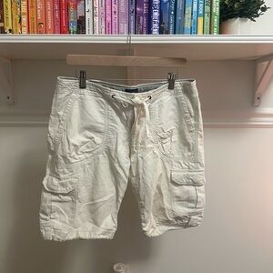 Vintage American Eagle White/Cream Cargo Shorts